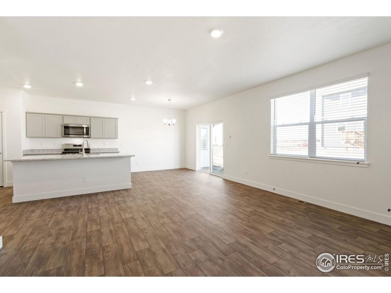 Spacious, unfurnished interior of a new home in Ridge at Johnstown, Johnstown (Image 23).