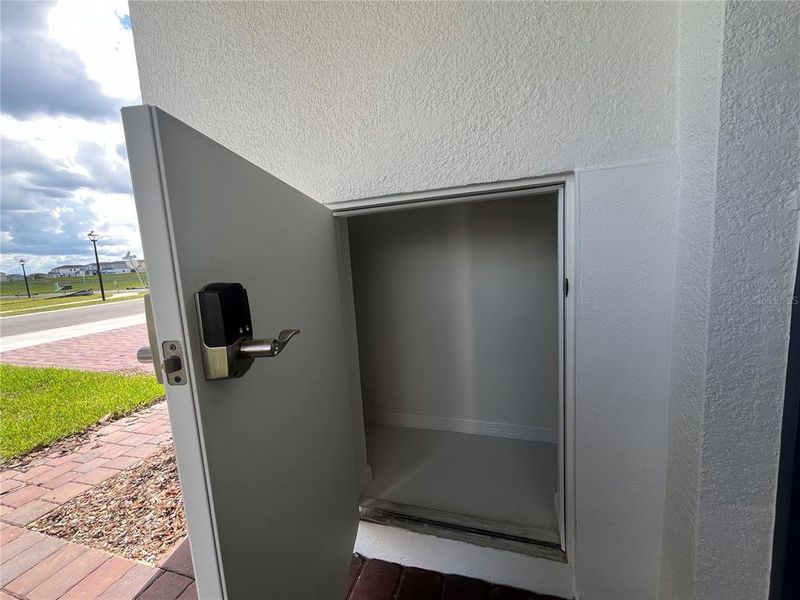Spacious, unfurnished interior of a new home in Trinity Lakes, Groveland (Image 12). Spacious, unfurnished interior of a new home in Trinity Lakes, Groveland (Image 12).