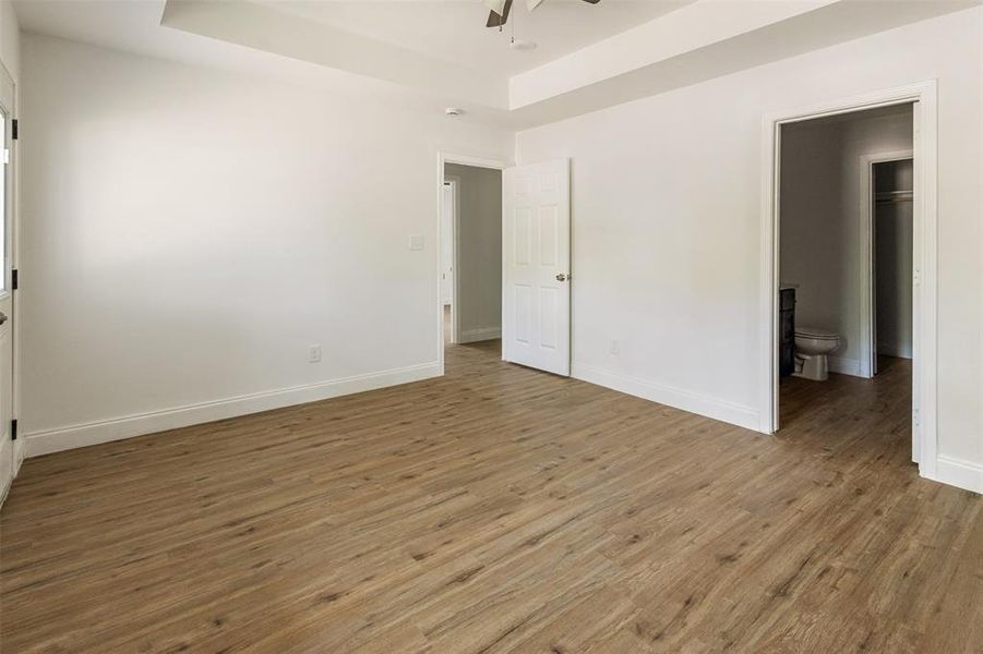 Spacious, unfurnished interior of a new home in , Mabank (Image 13). Spacious, unfurnished interior of a new home in , Mabank (Image 13).