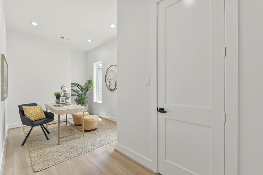 Furnished interior view inside a new home in , Houston (Image 31). Furnished interior view inside a new home in , Houston (Image 31).