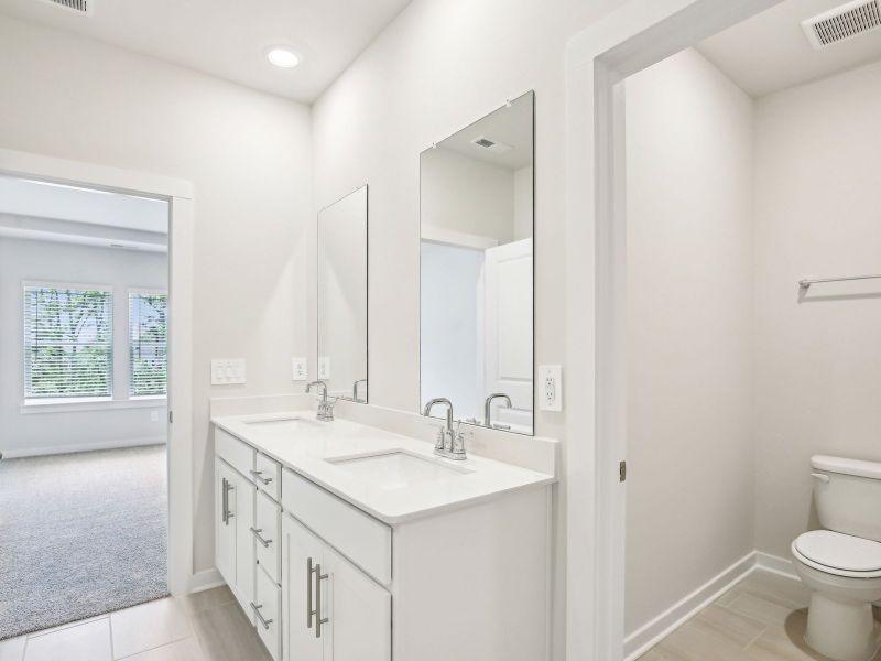 Primary suite bathroom in the Sherwood floorplan in a Meritage Homes community. Primary suite bathroom in the Sherwood floorplan in a Meritage Homes community.