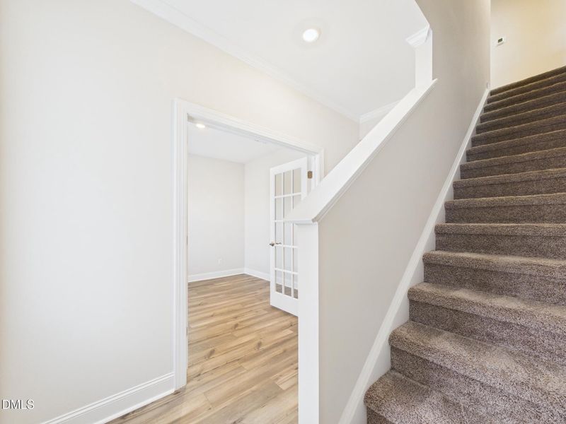 CAM01608G0-PR0122-STILL003