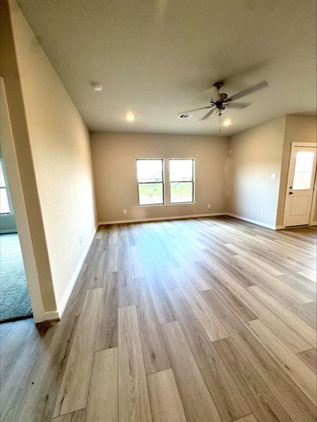Spacious, unfurnished interior of a new home in River Ranch Trails, Dayton (Image 10). Spacious, unfurnished interior of a new home in River Ranch Trails, Dayton (Image 10).