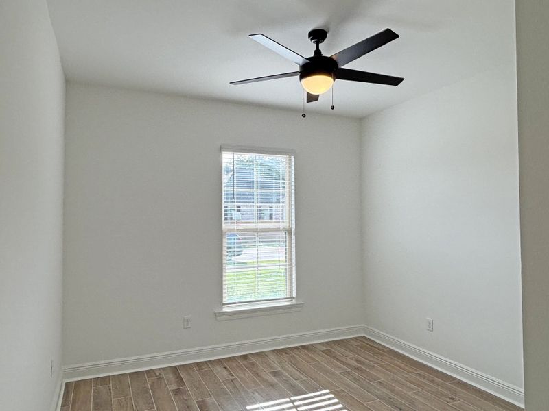 Spacious, unfurnished interior of a new home in Bird Song at Hammock Bay, Freeport (Image 17). Spacious, unfurnished interior of a new home in Bird Song at Hammock Bay, Freeport (Image 17).