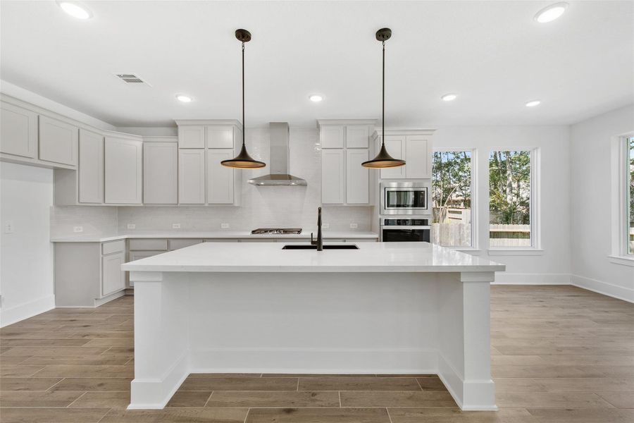 Representative image. Features, specifications, selections and colors may vary.