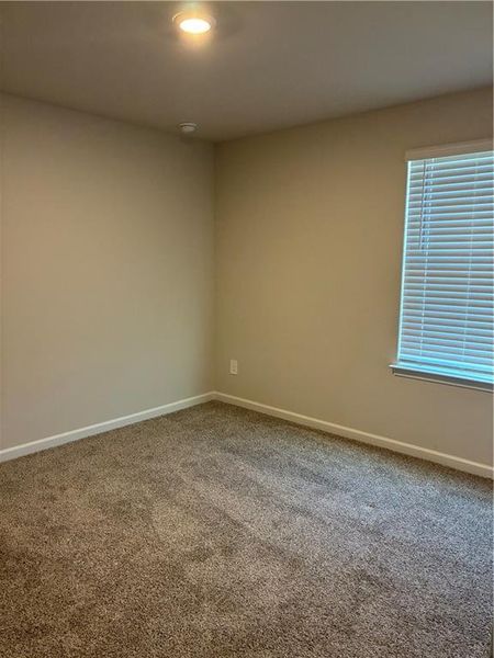 Spacious, unfurnished interior of a new home in Hamilton Crossing, Buford (Image 17).