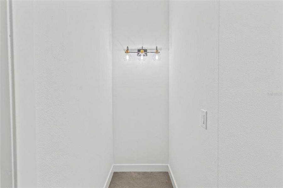 Spacious, unfurnished interior of a new home in , Punta Gorda (Image 9).