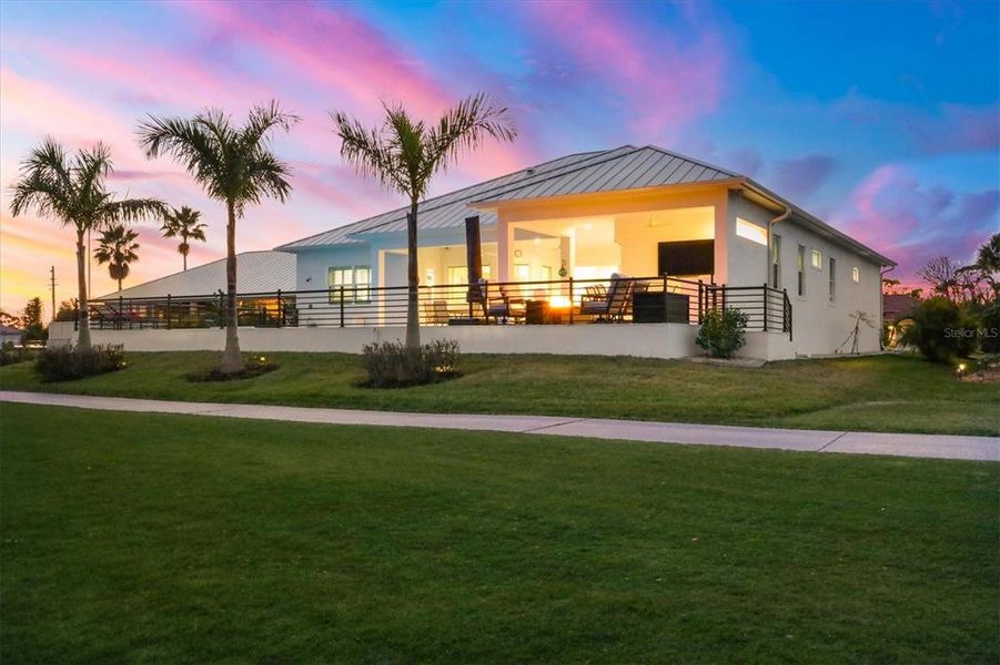 Community amenities in , Placida (Image 55).