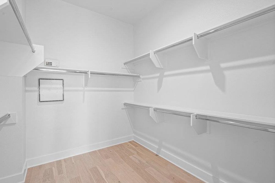 Spacious, unfurnished interior of a new home in , Austin (Image 19).