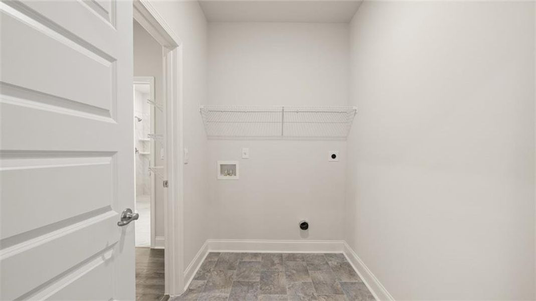 Spacious, unfurnished interior of a new home in Oak Ridge Meadows - Active Adult, Locust Grove (Image 35).