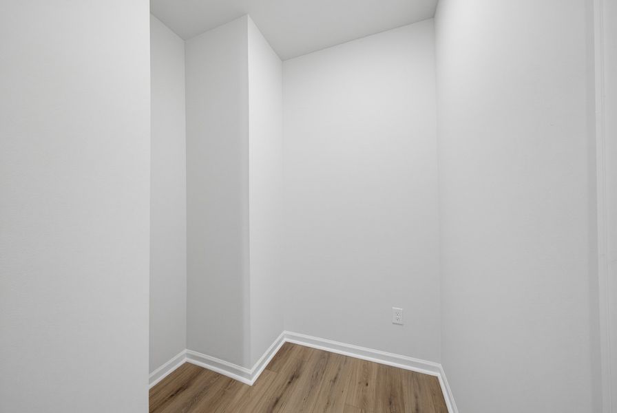 Spacious, unfurnished interior of a new home in Sweetbrier, Durham (Image 20).