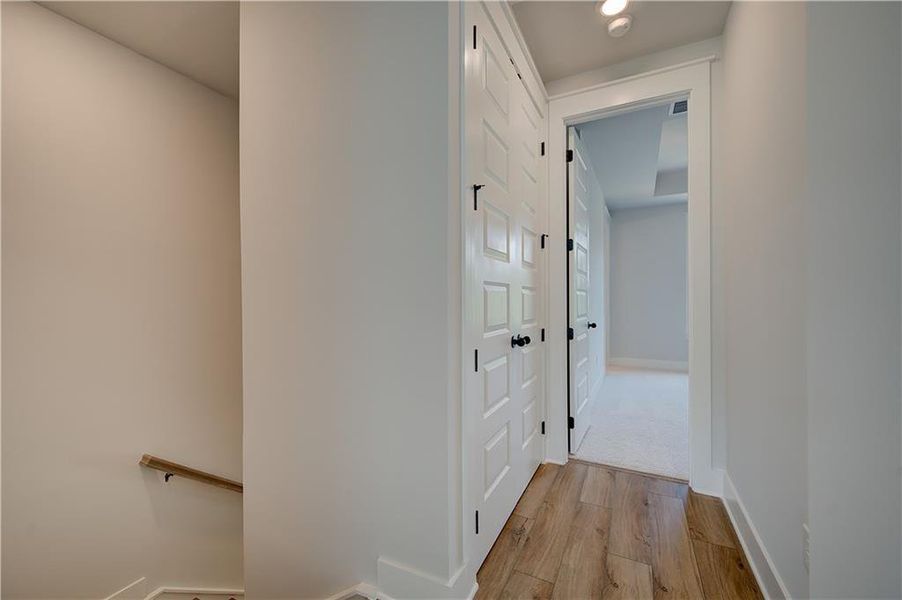 Spacious, unfurnished interior of a new home in Barrett Pointe, Kennesaw (Image 24).