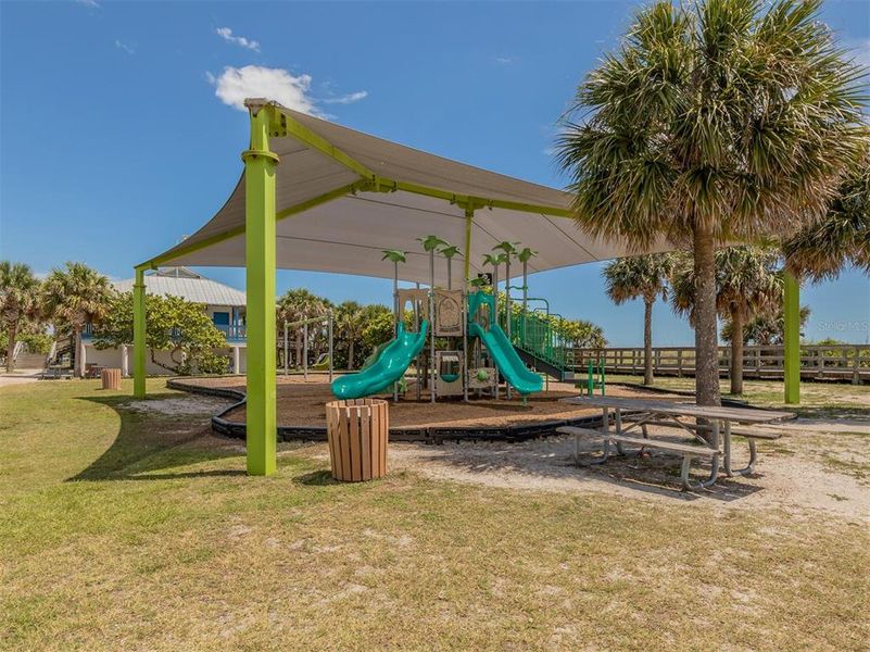Community amenities in , Rotonda West (Image 34).
