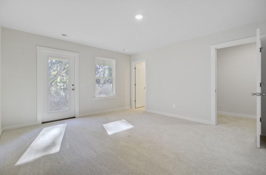 Spacious, unfurnished interior of a new home in , Johns Island (Image 32).