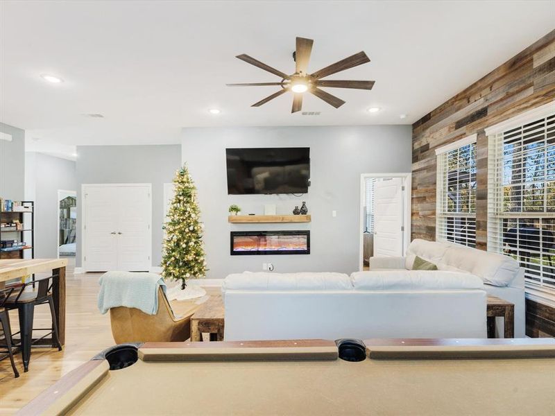 Furnished interior view inside a new home in , Mabank (Image 7).