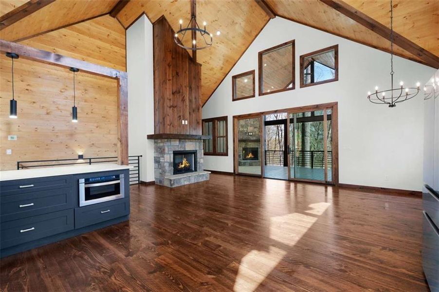 Community amenities in , Mineral Bluff (Image 38).