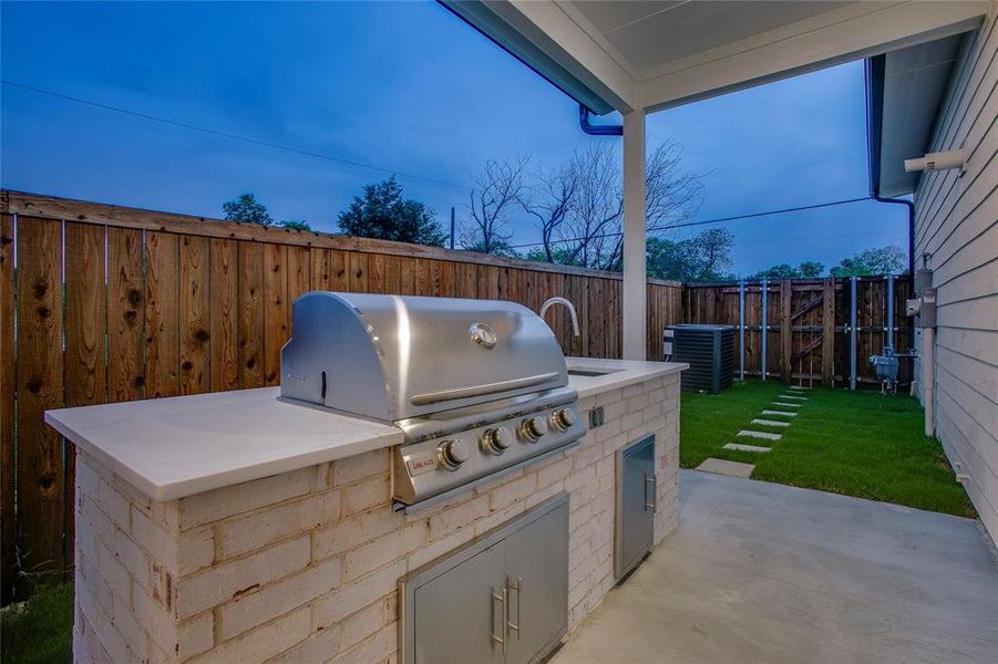 Exterior details and patio area of a home in , Dallas (Image 28).