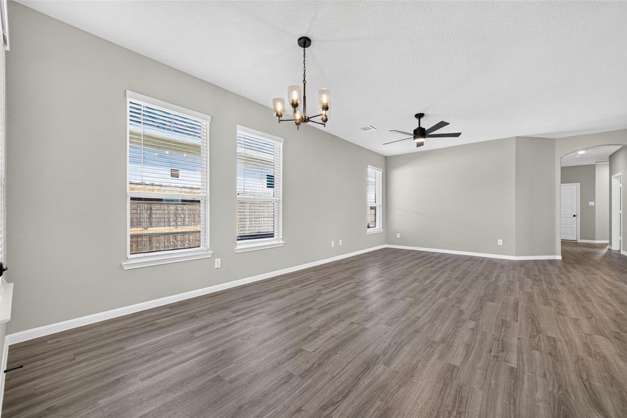Spacious, unfurnished interior of a new home in La Segarra, Brookshire (Image 17).
