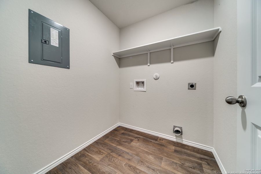 Spacious, unfurnished interior of a new home in , San Antonio (Image 23). Spacious, unfurnished interior of a new home in , San Antonio (Image 23).