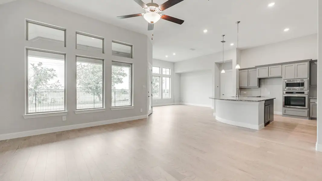 Representative furnished interior of a home built from the Tulane by DRB Homes in Creekhaven, Iowa Colony (Image 4).