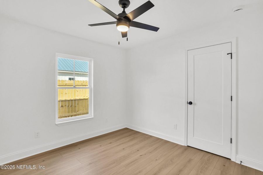 Spacious, unfurnished interior of a new home in , St. Augustine (Image 25).