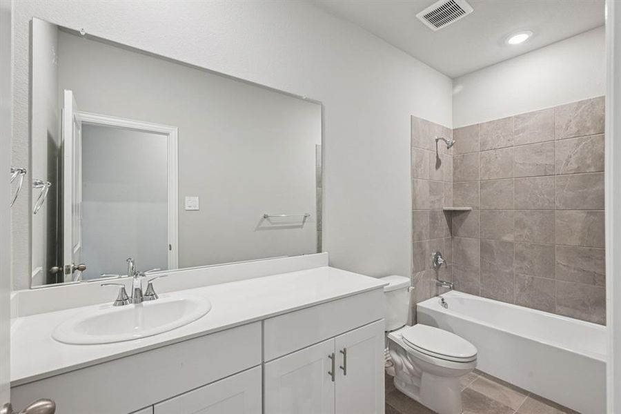 Photo is not of the actual home, but is an inspirational photo of builder’s model home and may depict options, furnishings, and/or decorator features that are not included.