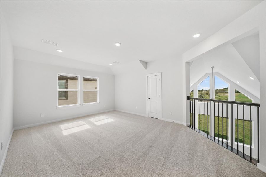 *REPRESENTATIONAL PHOTO* Open to Below Gameroom