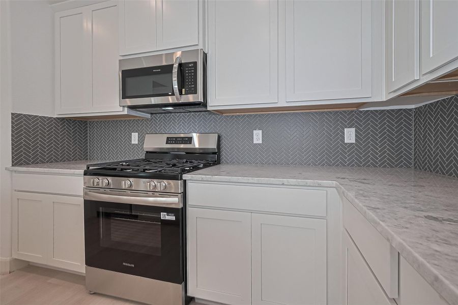 Furnished interior view inside a new home in Regents Court, Houston (Image 9). Furnished interior view inside a new home in Regents Court, Houston (Image 9).