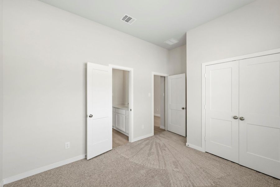 Spacious, unfurnished interior of a new home in Audubon, Magnolia (Image 29). Spacious, unfurnished interior of a new home in Audubon, Magnolia (Image 29).