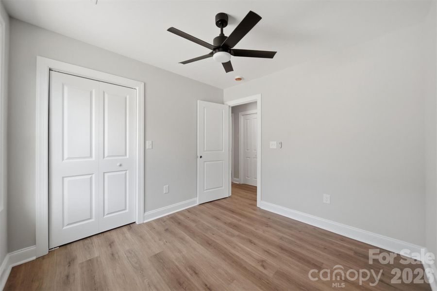 Spacious, unfurnished interior of a new home in , Hickory (Image 25).