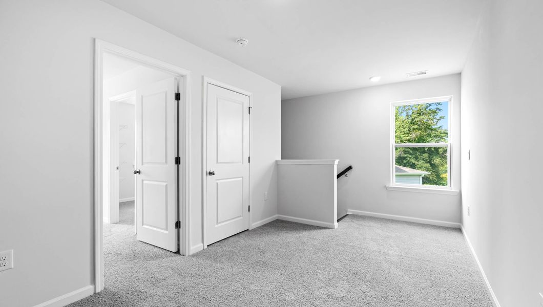 Spacious, unfurnished interior of a new home in Baxter Village, Boiling Springs (Image 22).