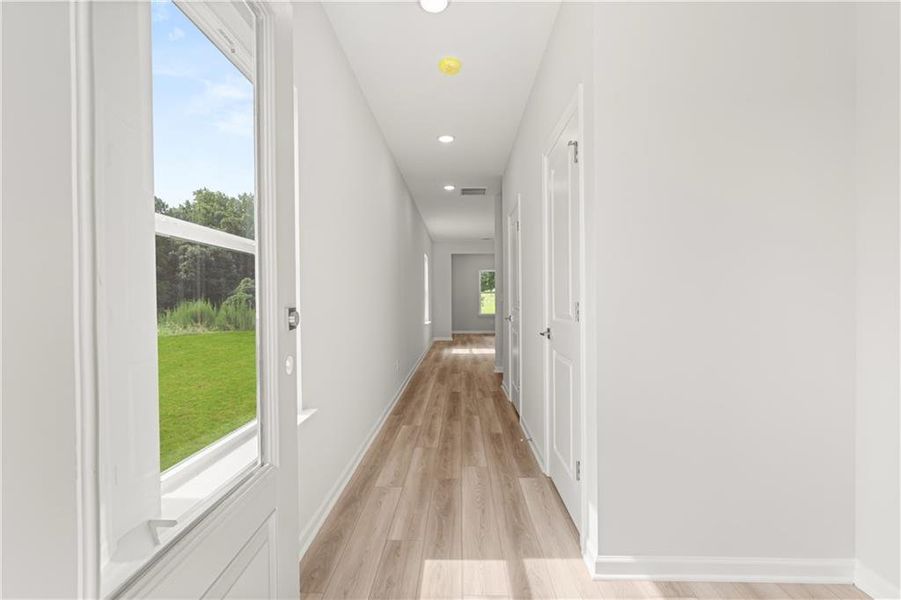 Spacious, unfurnished interior of a new home in Cedar Farms, Winder (Image 24).