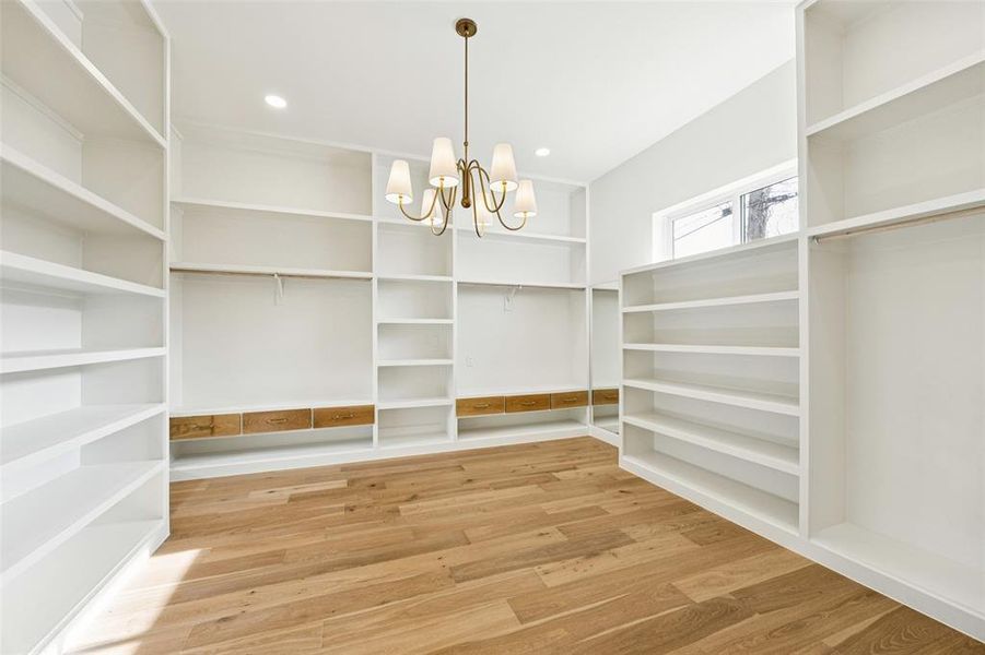 Spacious, unfurnished interior of a new home in , Dallas (Image 23).