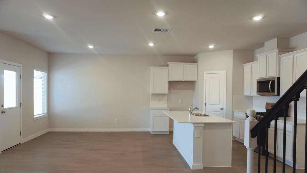 Furnished interior view inside a new home in London Towne, Corpus Christi (Image 3).