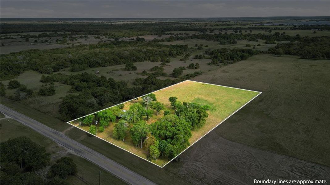 Natural landscape and outdoor views near  in Rosebud (Image 29).