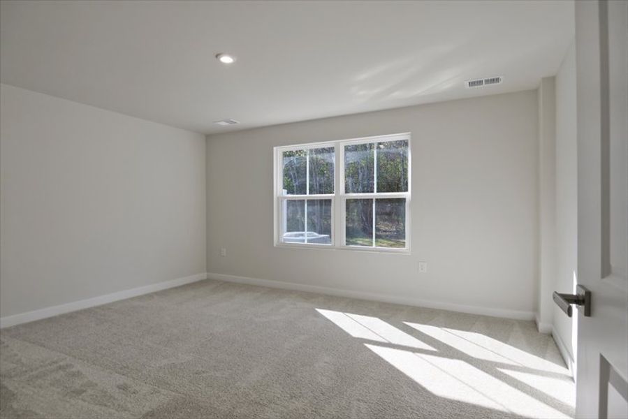 Spacious, unfurnished interior of a new home in Beech Glen, Anderson (Image 13). Spacious, unfurnished interior of a new home in Beech Glen, Anderson (Image 13).