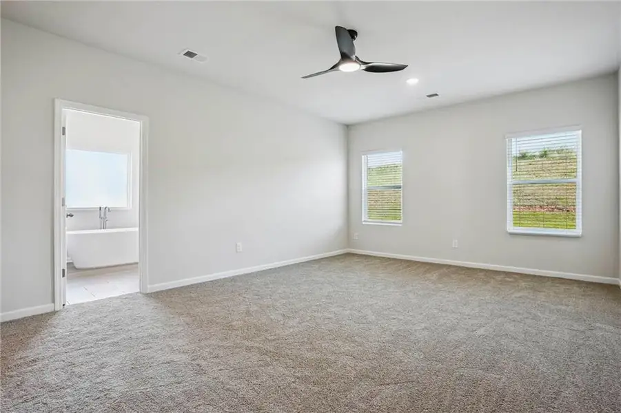 Spacious, unfurnished interior of a new home in Conner Springs, Social Circle (Image 27).