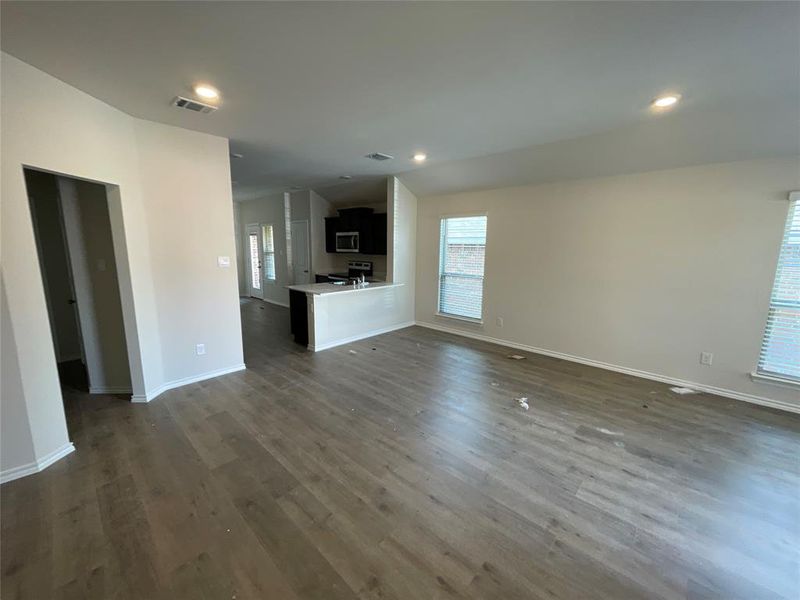 Spacious, unfurnished interior of a new home in Governor's Lots, Forney (Image 21).