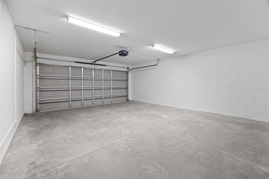 Spacious, unfurnished interior of a new home in , Ocala (Image 40). Spacious, unfurnished interior of a new home in , Ocala (Image 40).