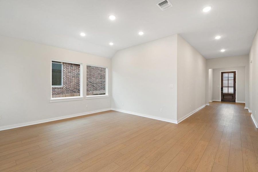 Spacious, unfurnished interior of a new home in Park Collection at Lariat, Liberty Hill (Image 25). Spacious, unfurnished interior of a new home in Park Collection at Lariat, Liberty Hill (Image 25).