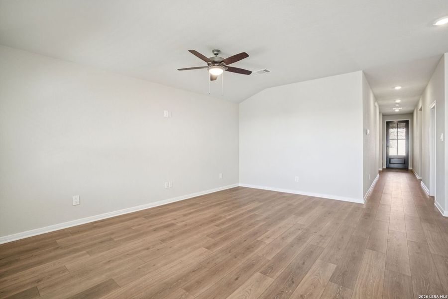 Spacious, unfurnished interior of a new home in Kallison Ranch, San Antonio (Image 27).