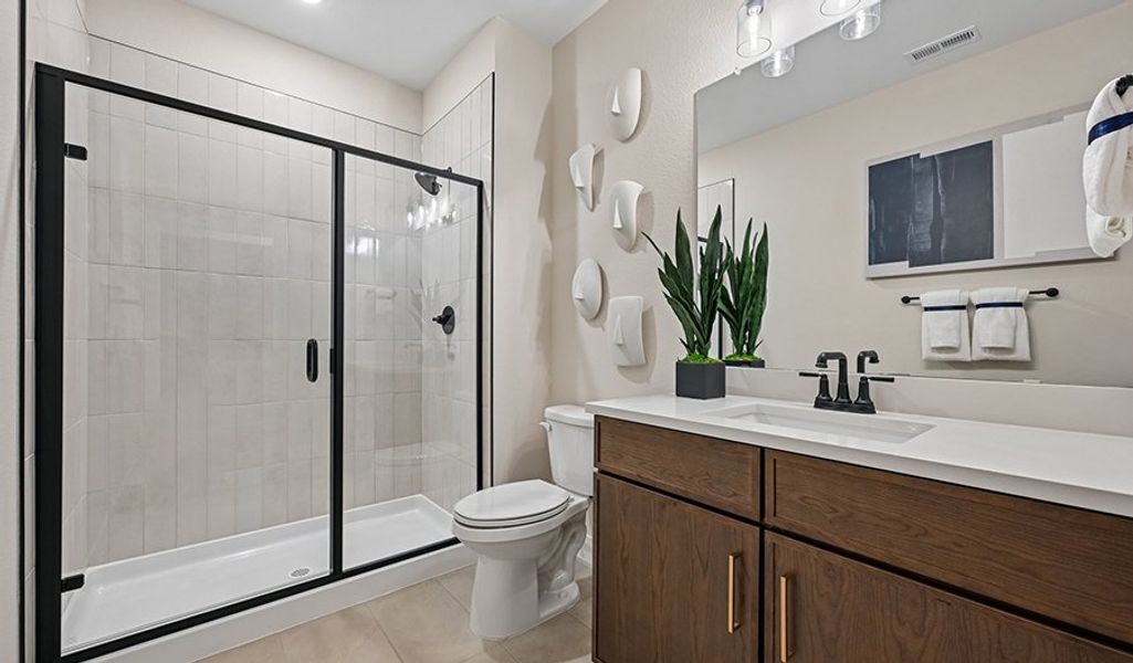 Darius-D786-Legacy Bathroom