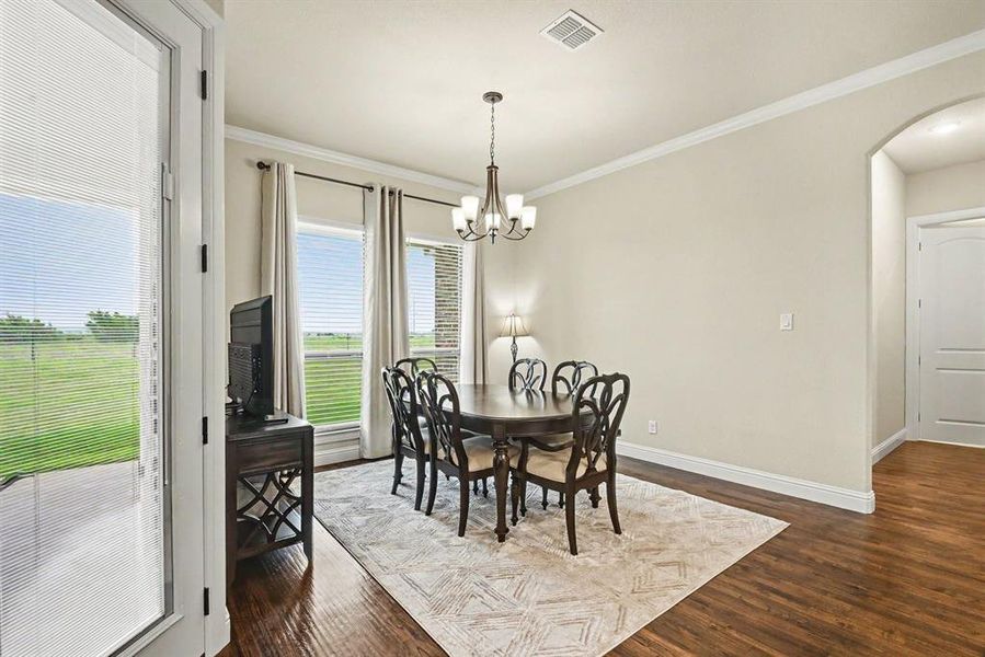 Furnished interior view inside a new home in , Weatherford (Image 8).