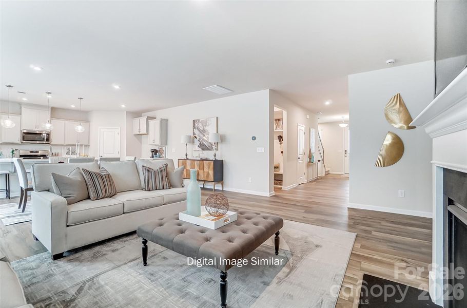 Digital Image Similar