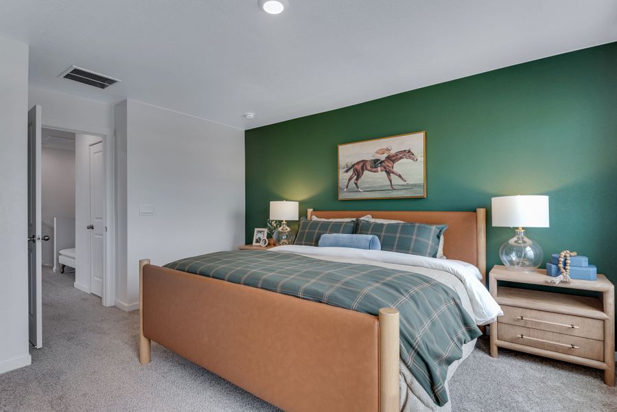 Representative furnished interior of a home built from the MURIFIELD by D.R. Horton in Vista Meadows, Fort Lupton (Image 15).