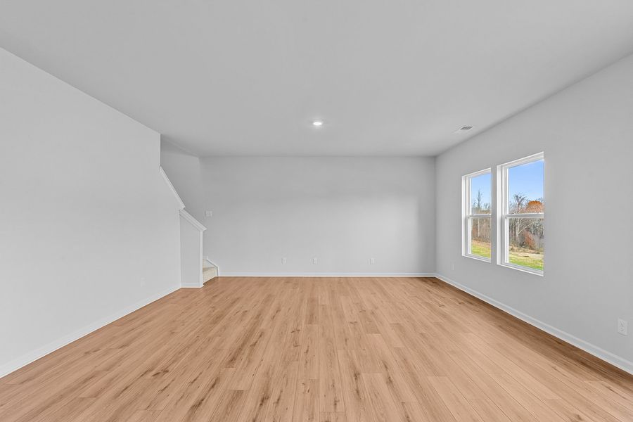 Spacious, unfurnished interior of a new home in Bell West, Kernersville (Image 19).