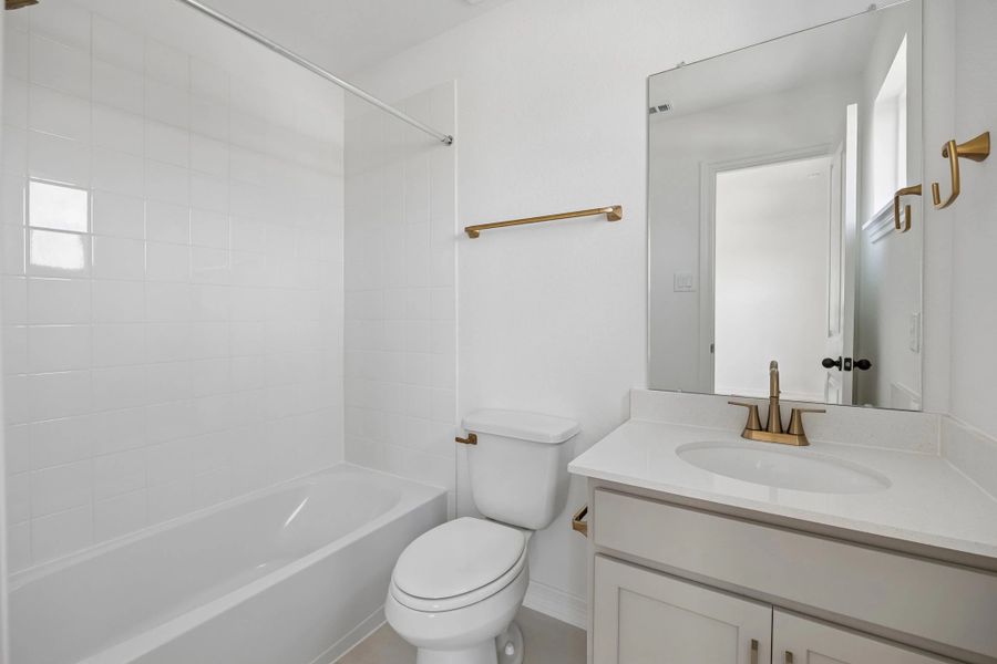 Furnished interior view inside a new home in Brookewater, Rosenberg (Image 11).