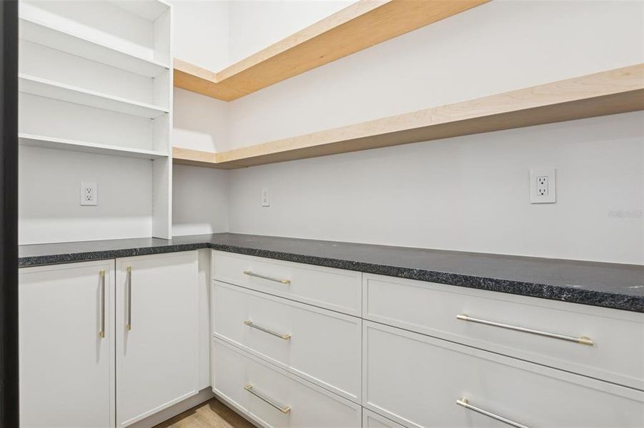 Close-up of interior finishes inside a home in , Tampa (Image 27). Close-up of interior finishes inside a home in , Tampa (Image 27).