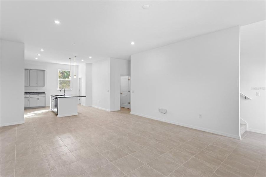 Spacious, unfurnished interior of a new home in , Westchase (Image 39). Spacious, unfurnished interior of a new home in , Westchase (Image 39).