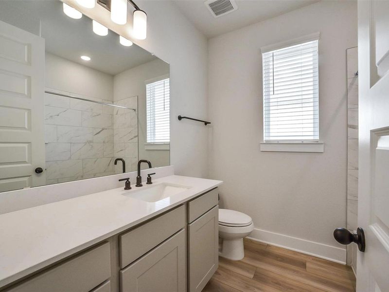 Furnished interior view inside a new home in Sierra Vista, Rosharon (Image 13).